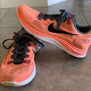 Peachy orange, purple & grey Nike sneakers - 6.5